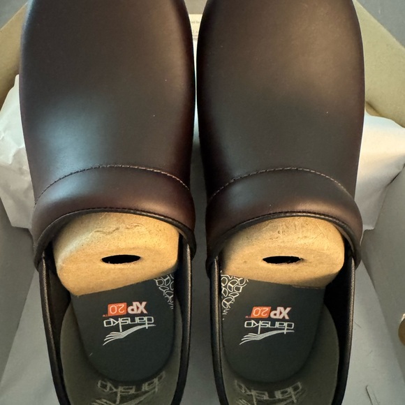 Dansko Brown Leather Mules Supportive Slip-On Clogs - Picture 11 of 12